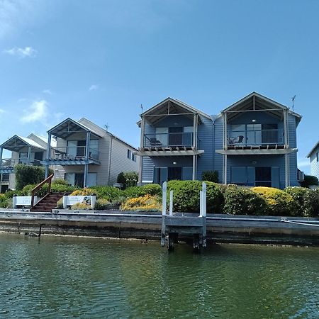Captains Cove Resort - Waterfront Apartments Paynesville Eksteriør bilde