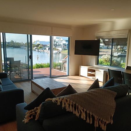 Captains Cove Resort - Waterfront Apartments Paynesville Eksteriør bilde