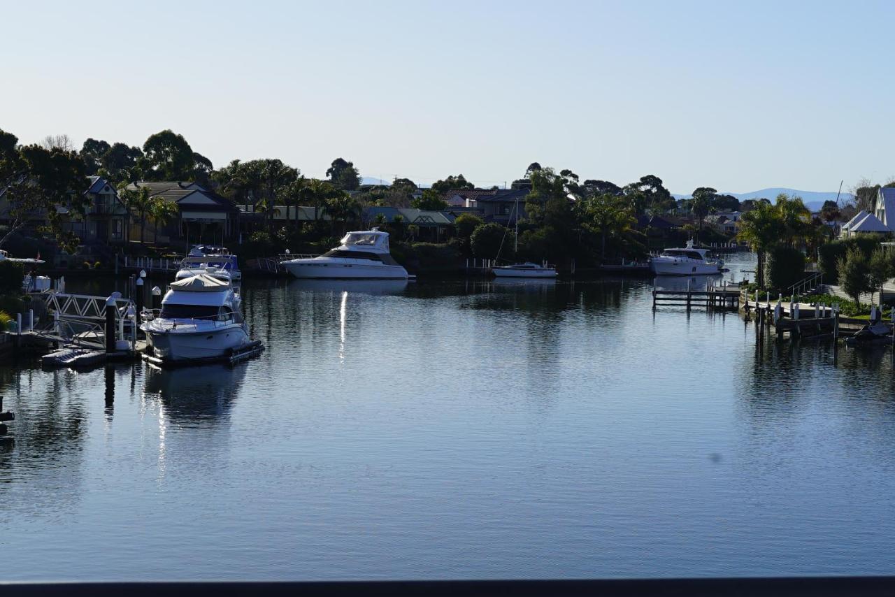 Captains Cove Resort - Waterfront Apartments Paynesville Eksteriør bilde