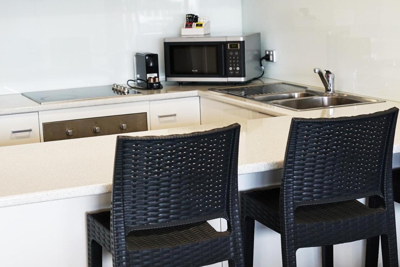 Captains Cove Resort - Waterfront Apartments Paynesville Eksteriør bilde