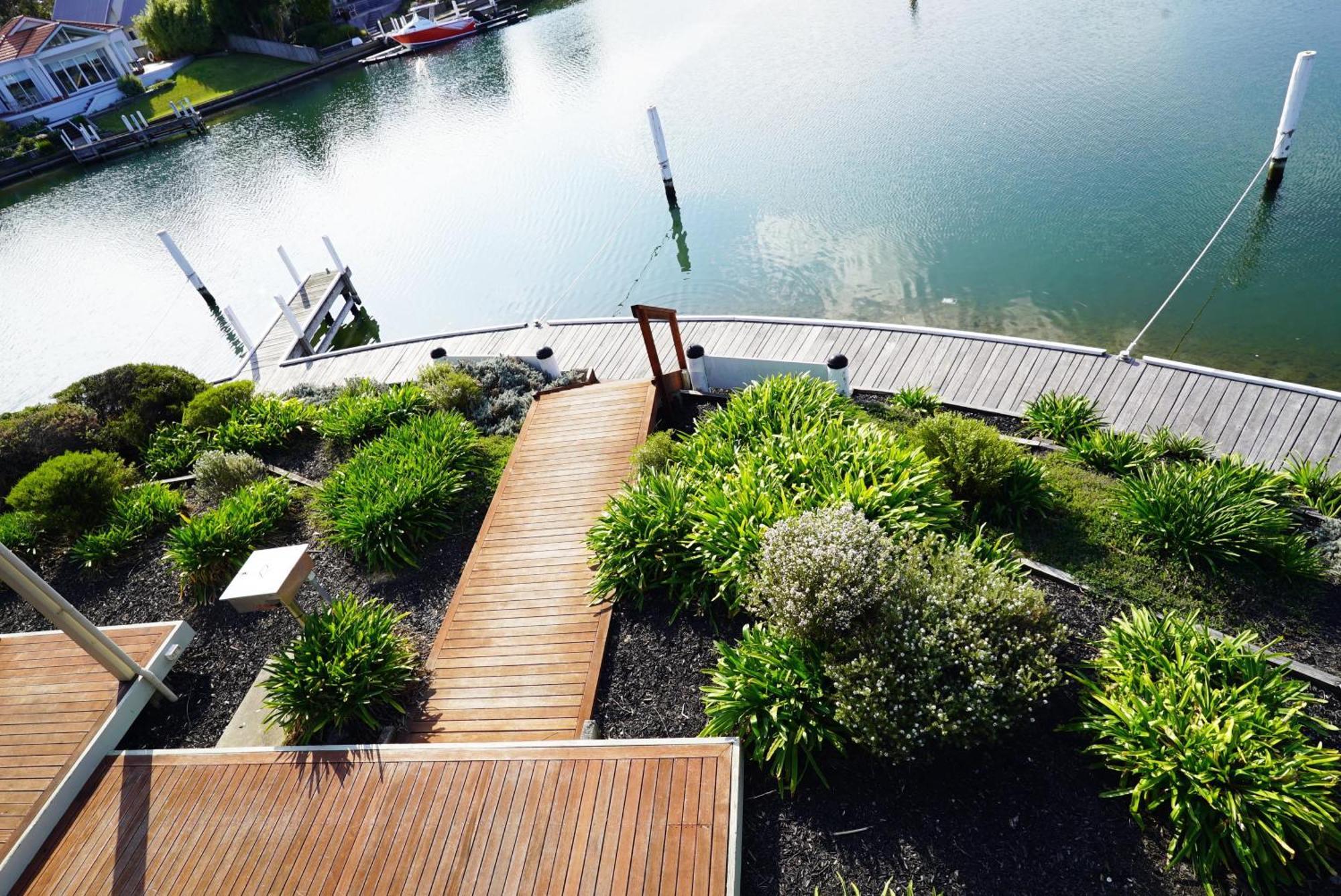 Captains Cove Resort - Waterfront Apartments Paynesville Eksteriør bilde